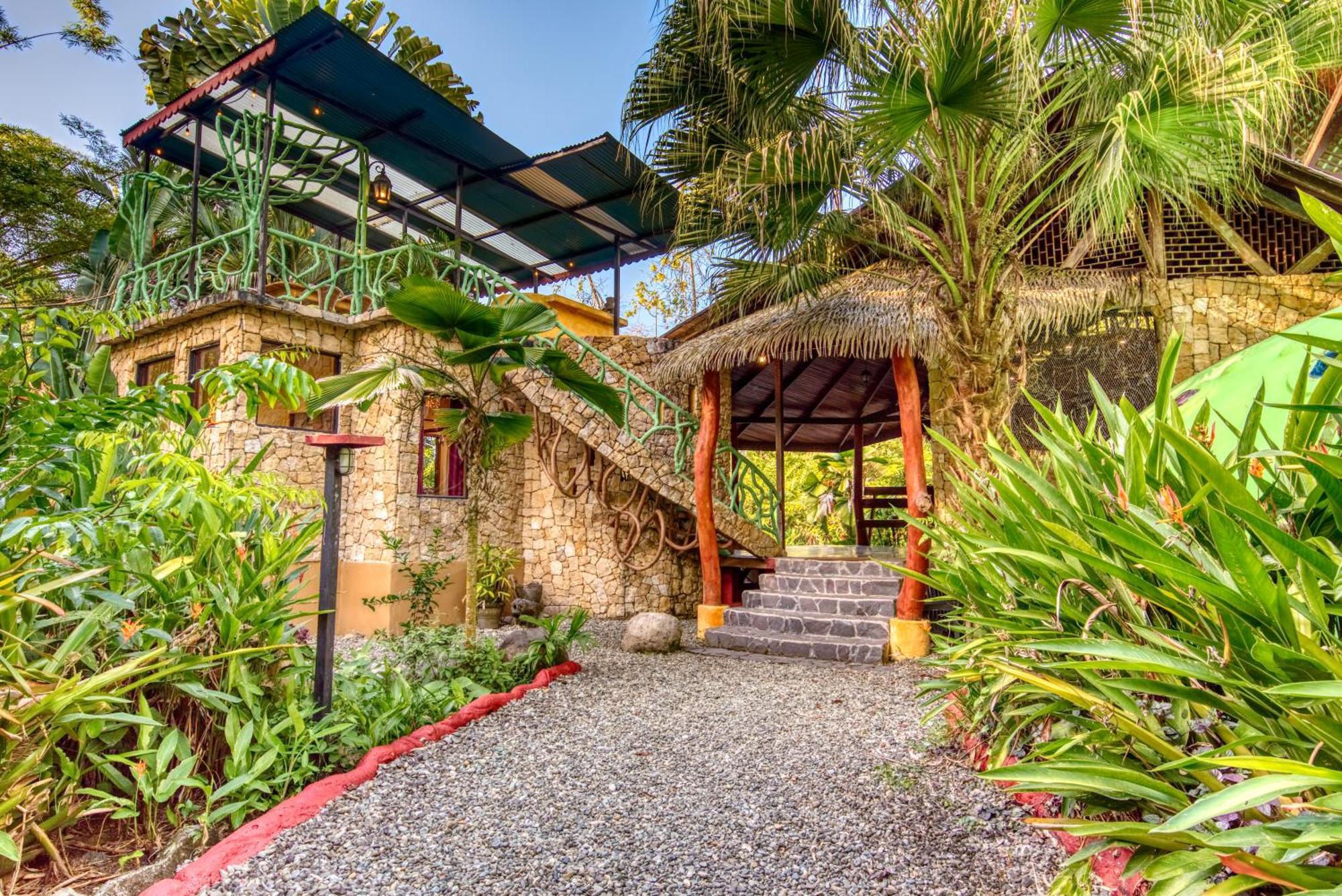 Tree House Beachfront Lodge Puerto Viejo de Talamanca Buitenkant foto